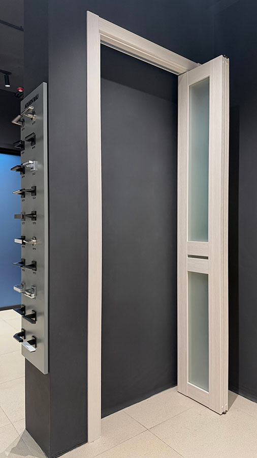 Фото складной двери