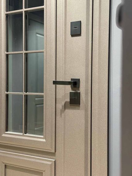 Входная уличная дверь Сибирь Термо муар меланж махагон ПВХ белый матовый