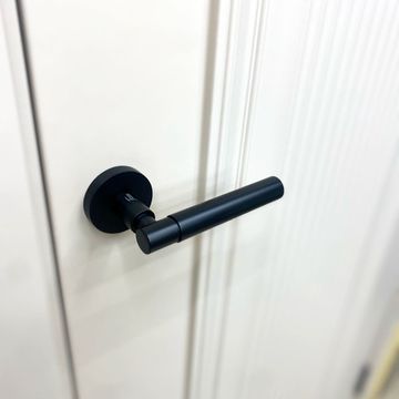 Ручка Fantom Аделина чёрная матовая