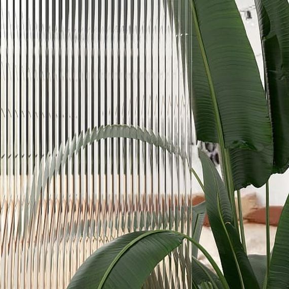 Межкомнатная алюминиевая дверь Loft-S 6 стекло прозрачное бесцветное