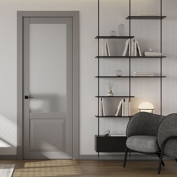 Фото межкомнатной двери керамик NC 4 серый остеклённая в интерьере