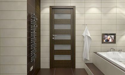 Из чего изготавливают влагостойкие двери?