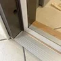 Входная дверь из массива VO2 коричневая