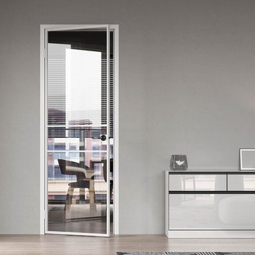 Межкомнатная алюминиевая дверь Loft 5 стекло прозрачное бесцветное