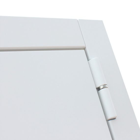 Входная дверь Эверест белая с зеркалом внутри