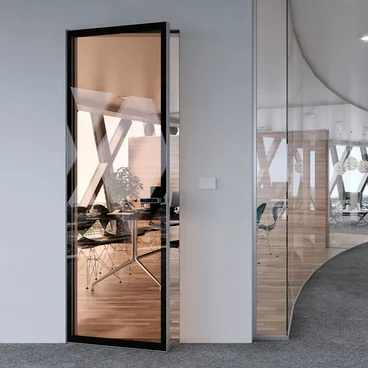 Скрытая алюминиевая дверь Диаманд с прозрачным стеклом