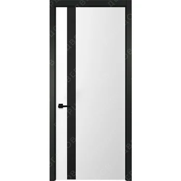 Межкомнатная белая дверь Геометрия 5 с чёрным наличником остеклённая