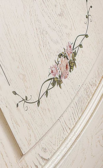 Дверь массив дуба Алина Роза белёный дуб остеклённая