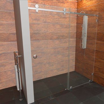 Раздвижное душевое ограждение 180 прозрачное