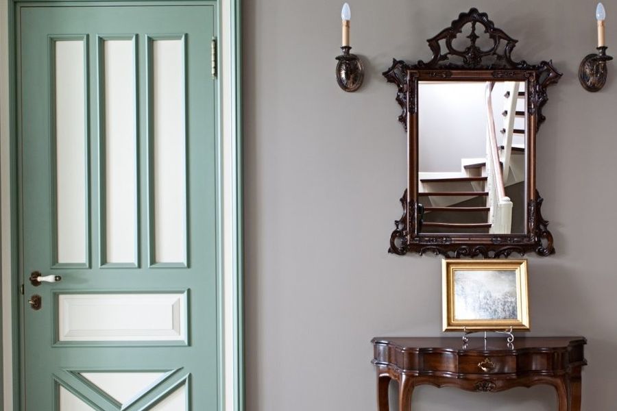 Как выбрать хорошую дверь с эмалью со стеклом