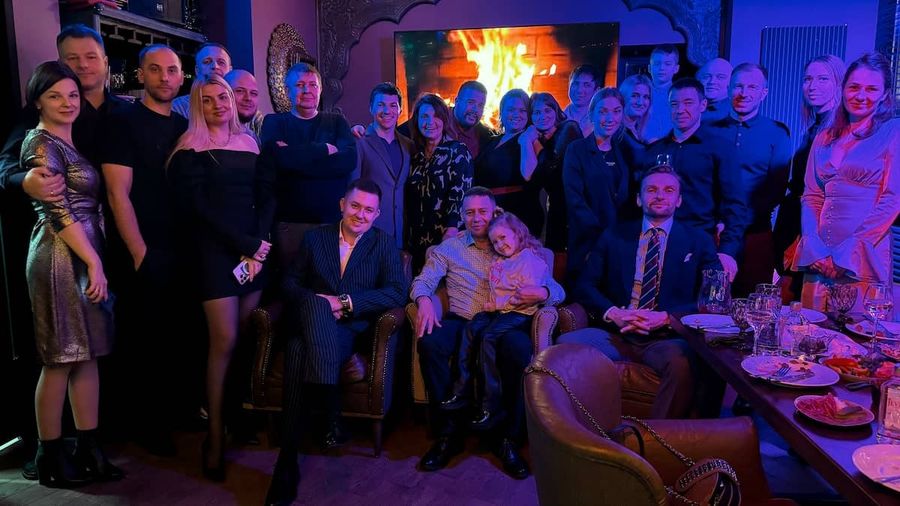 Новогоднее поздравление 2024 и график работы на ближайшие праздники