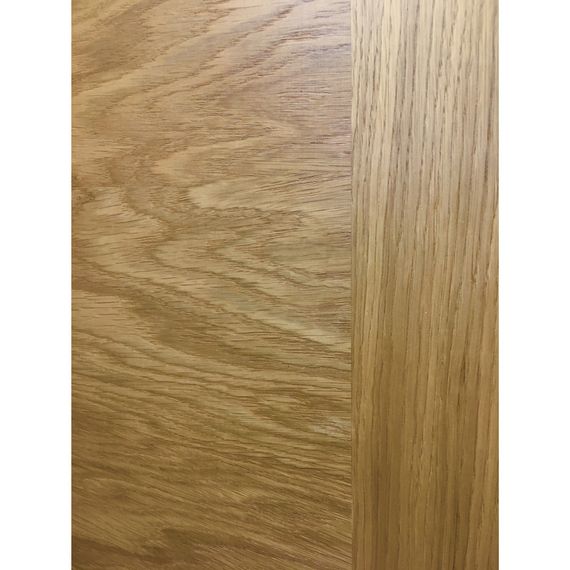 Фотография двери классика люкс в цвете дуб без стекла в подробностях