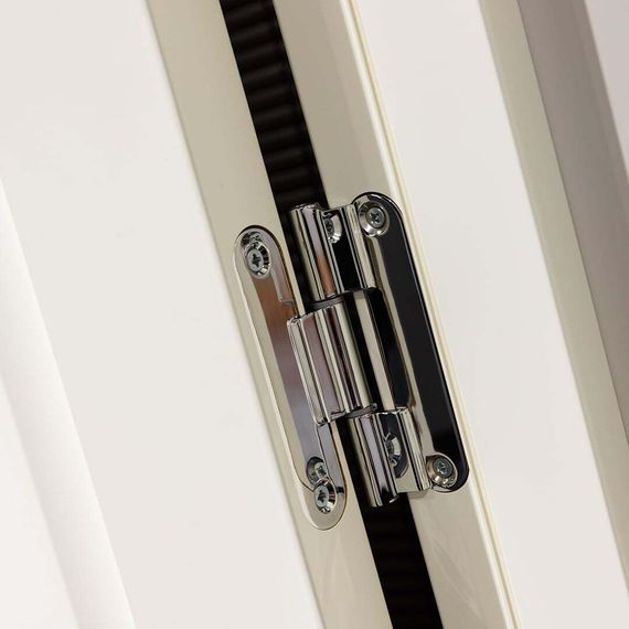 Фото петли дверной накладной круглой Aldeghi Luigi 8020 в установленном виде при открытой двери