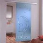 Фото стеклянной раздвижной двери Ночь в интерьере