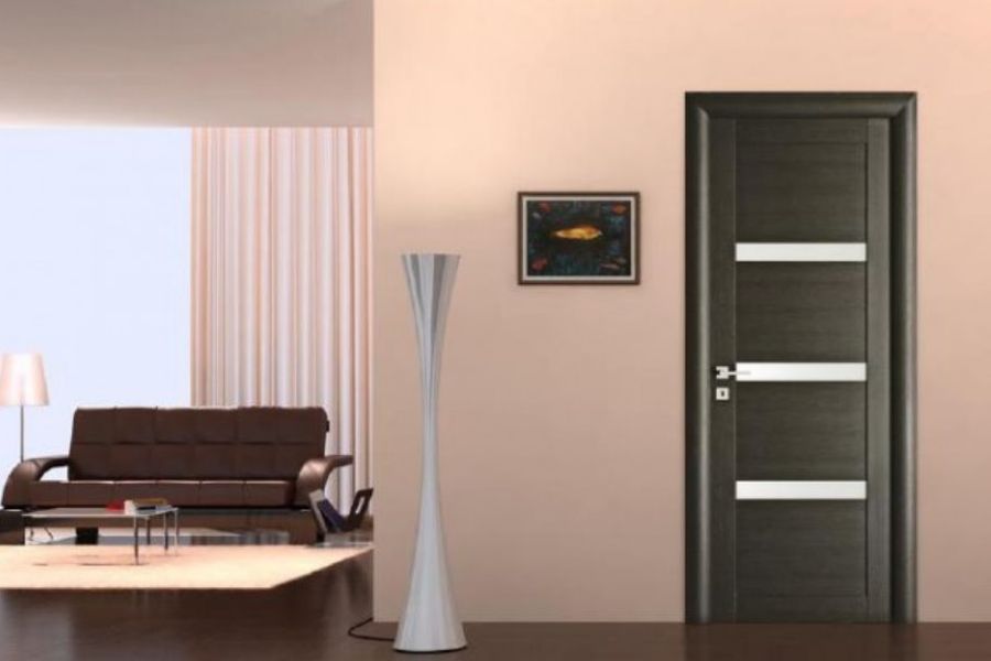 Какие бывают офисные двери: материалы и фурнитура