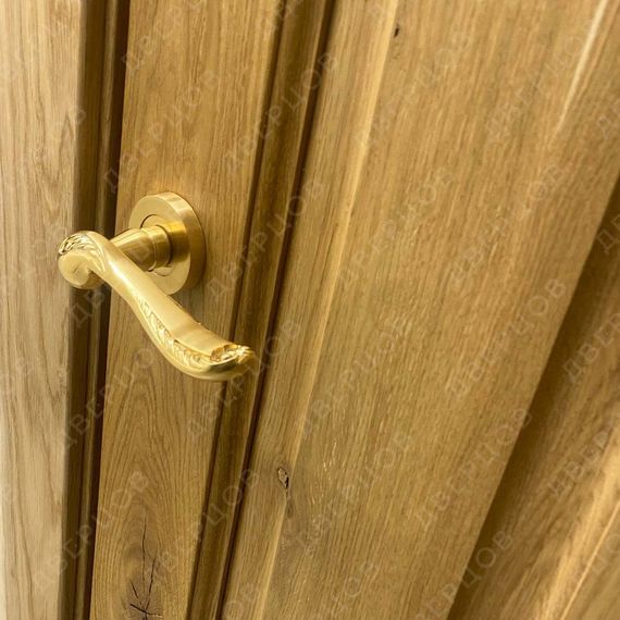 Фото межкомнатной двери массив дуба с сучком Дверцов Авиано глухая тон 17 в деталях №2