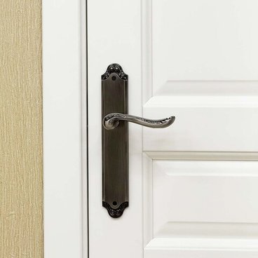 Ручка на планке для межкомнатной двери Acanto чёрное серебро