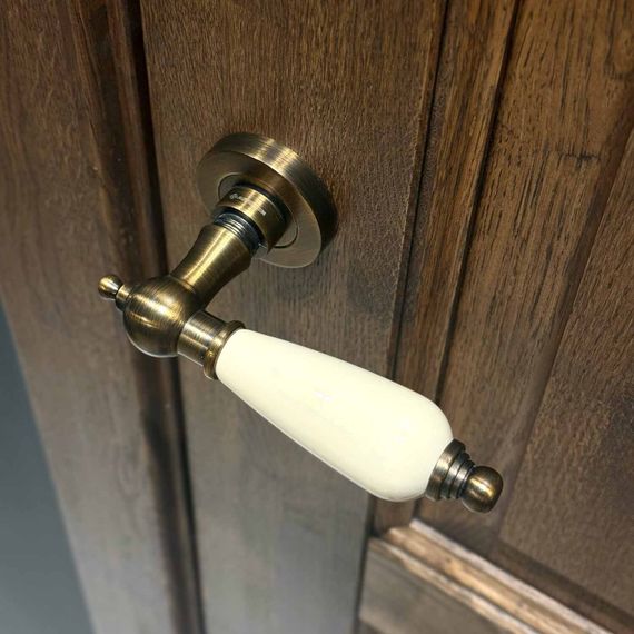 Ручка для межкомнатной двери Genesis Redondo античный кофе