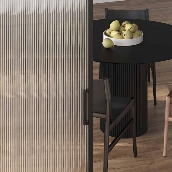 Алюминиевая стеклянная перегородка Каскад 1AG чёрный матовый стекло Мору прозрачное