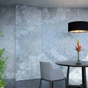 Скрытая алюминиевая дверь под окраску Latente Invisible