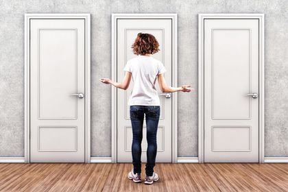 Какие межкомнатные двери лучше