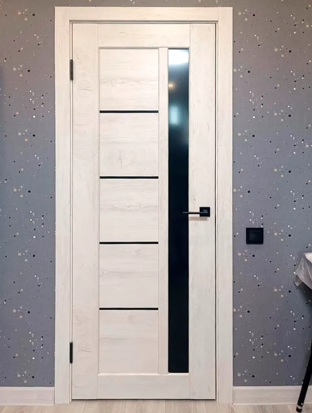 Межкомнатная дверь Albero CPL Мехико дуб снежный стекло чёрное